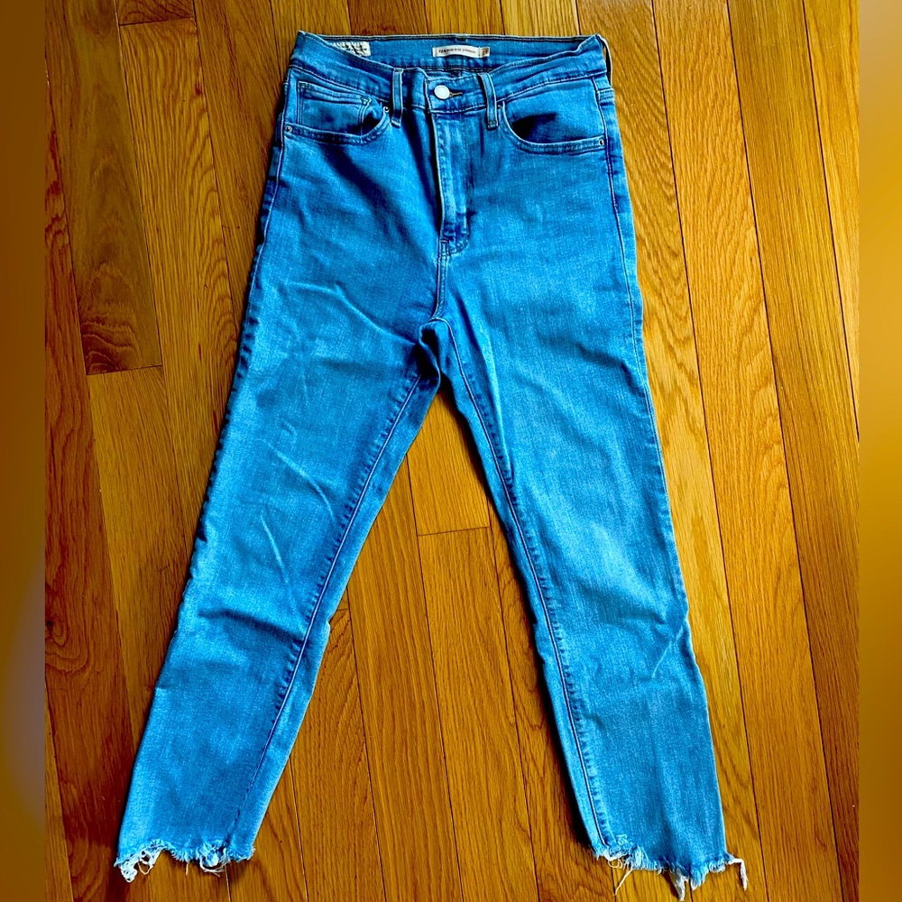 Levi’s 724 High Rise Straight sz 28